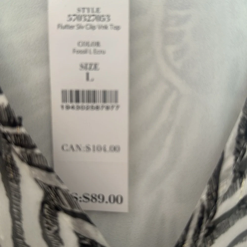 White House Black Market black & White Blouse - Picture 7 of 7